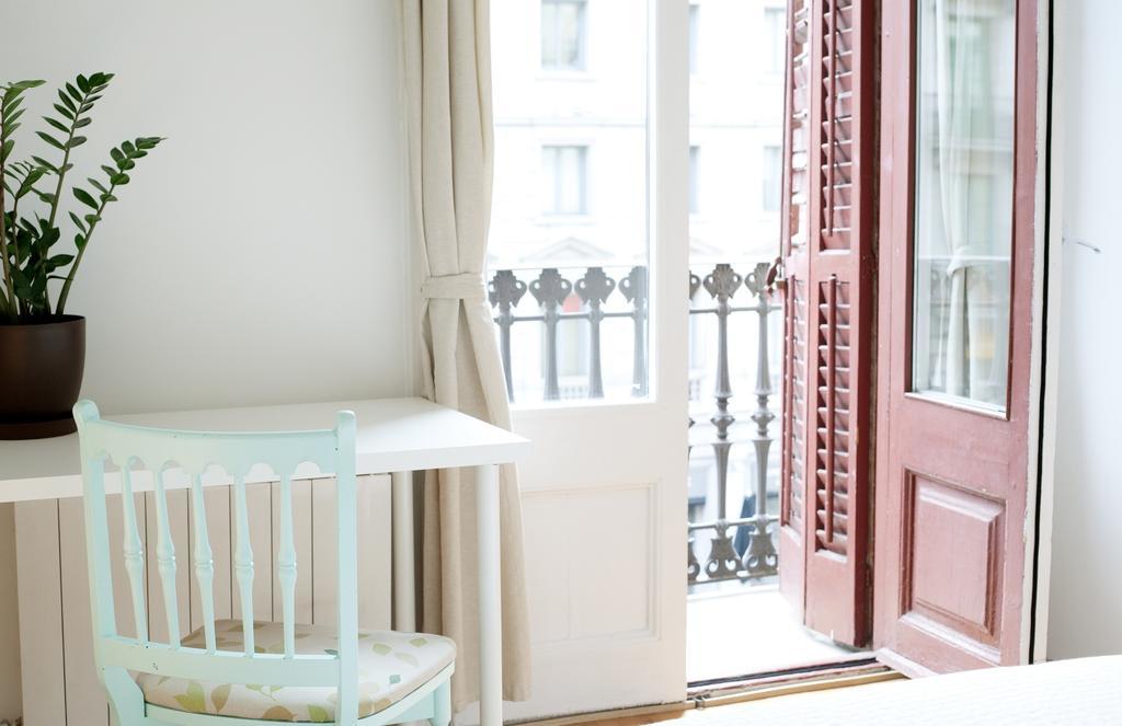 Apartment In Plaza Catalunya 바르셀로나 객실 사진